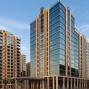 Novotel Dubai Gold District Дубай